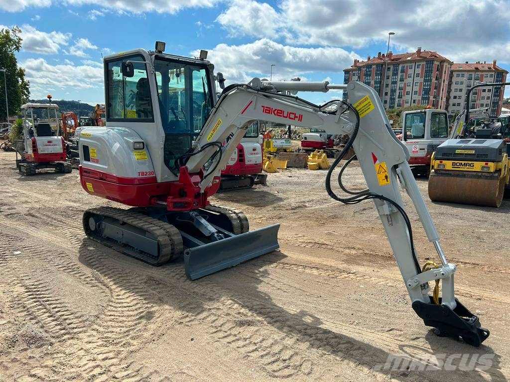 Takeuchi TB 230 Miniexcavadoras