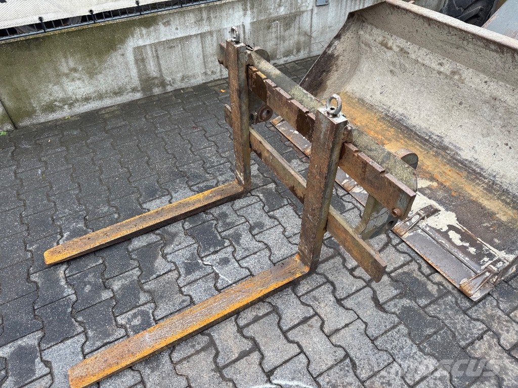 Kramer-allrad 280 لوادر بعجل