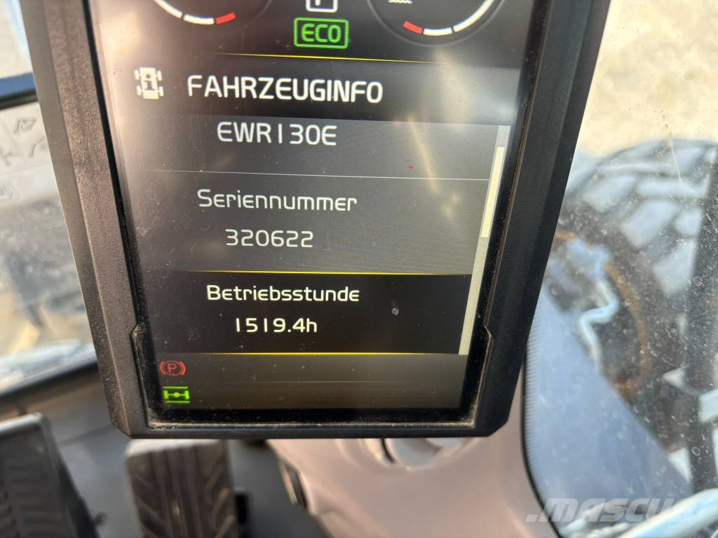Volvo EWR 130 E حفارات بعجل