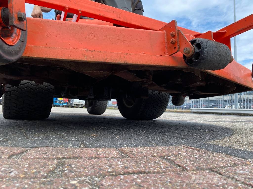 Kubota F3090 EU 3-Gang Rotary Diesel Mower Ráülős fűnyírók