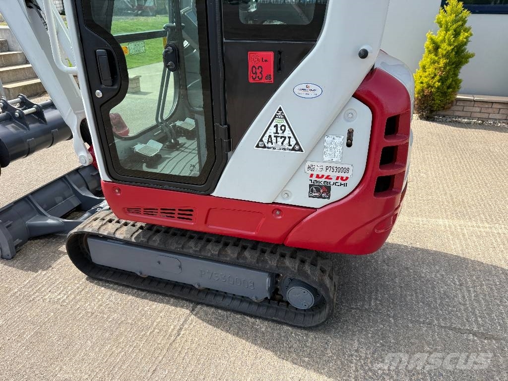 Takeuchi TB 216 Mini bageri < 7t