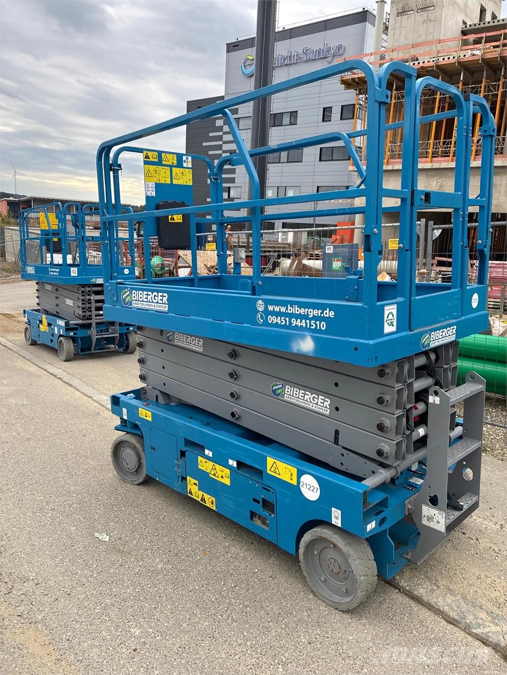Genie GS 3246 رافعات مقصية الشكل