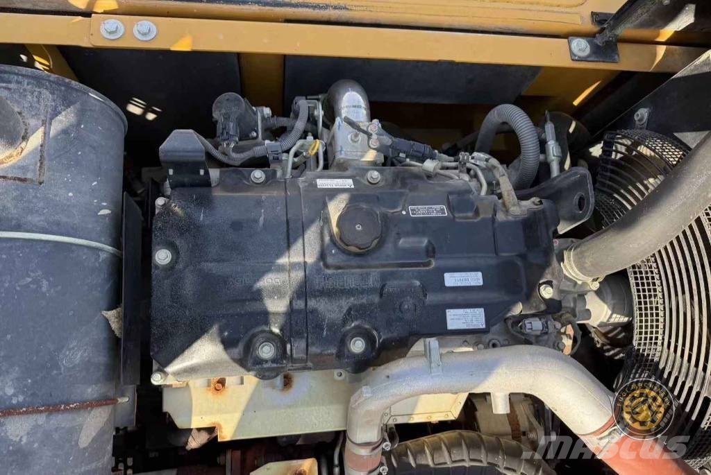 Sany SY200C Vikšriniai ekskavatoriai