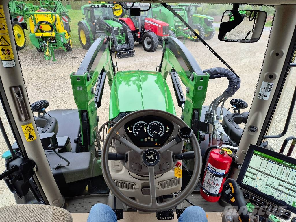 John Deere 6215R Ultimate Edition Trattori