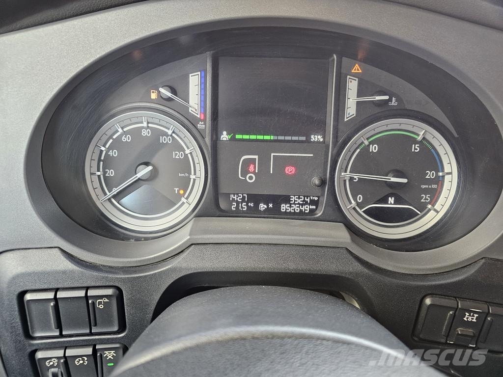 DAF XF 460 SPACECAB / HYDRAULIC / NL TRUCK Sadulveokid