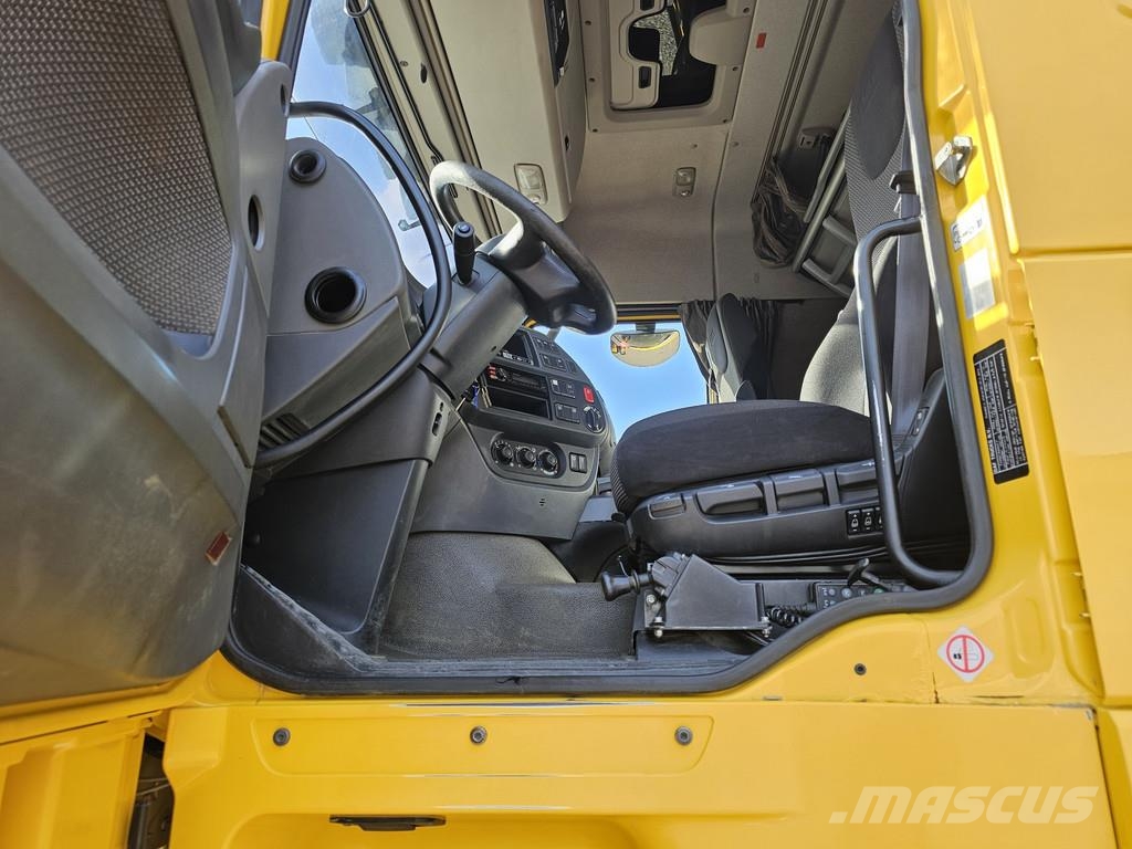 DAF XF 460 SPACECAB / HYDRAULIC / NL TRUCK Sadulveokid