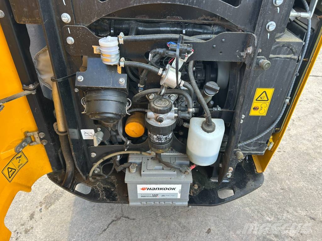 JCB 15 C-1 Mini bagri <7t