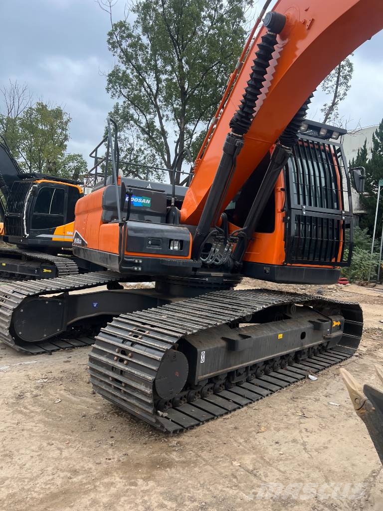 Doosan DX225 28th Anniversary Promotion Price Bageri gusjeničari