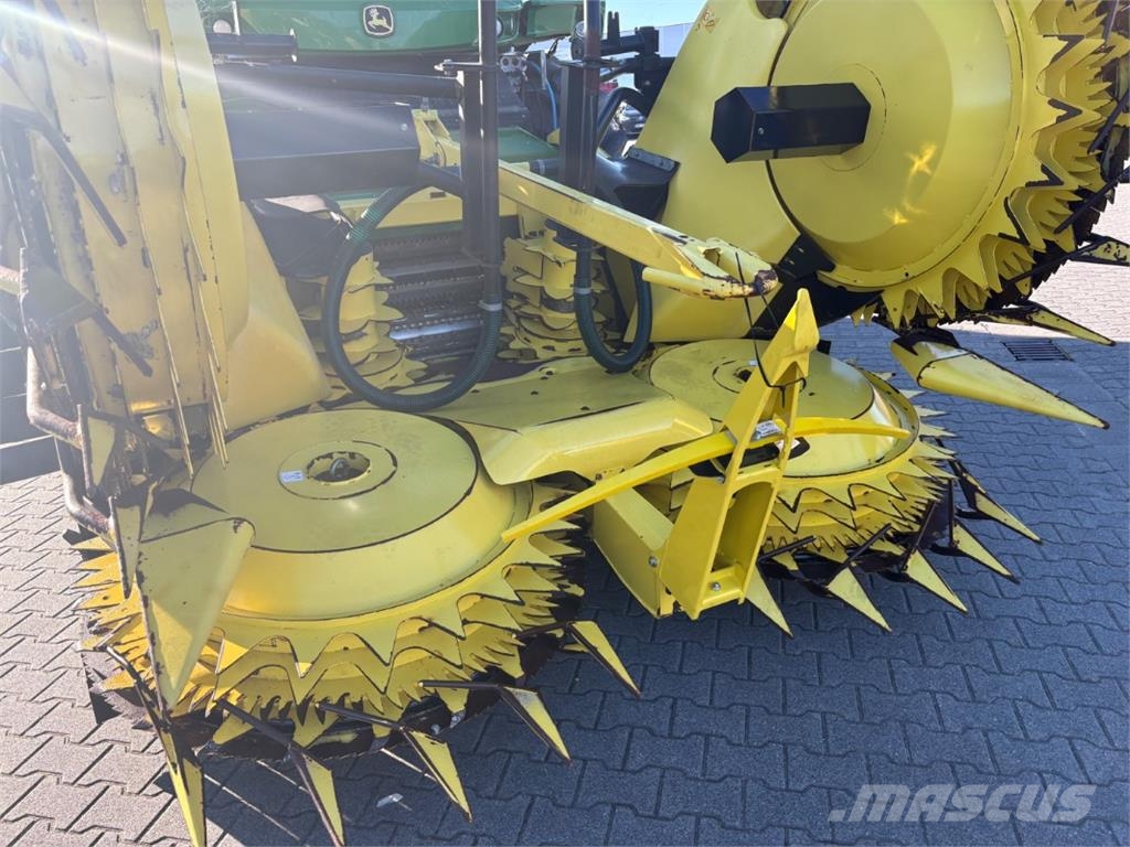 John Deere 8400 i 4x4 *Incl Kemper 460 StalkBuster* Silaj makinasi