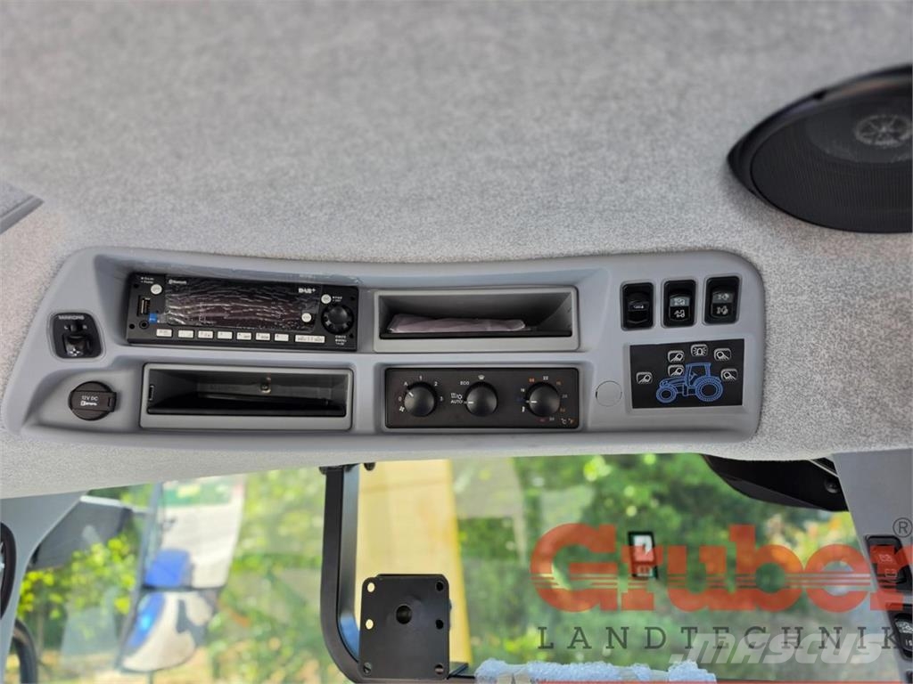 New Holland T7.225 AC SWB - Stufe V Tractors