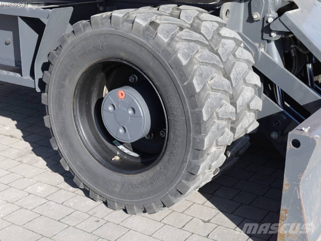 Doosan DX 165 W-5 휠 굴삭기