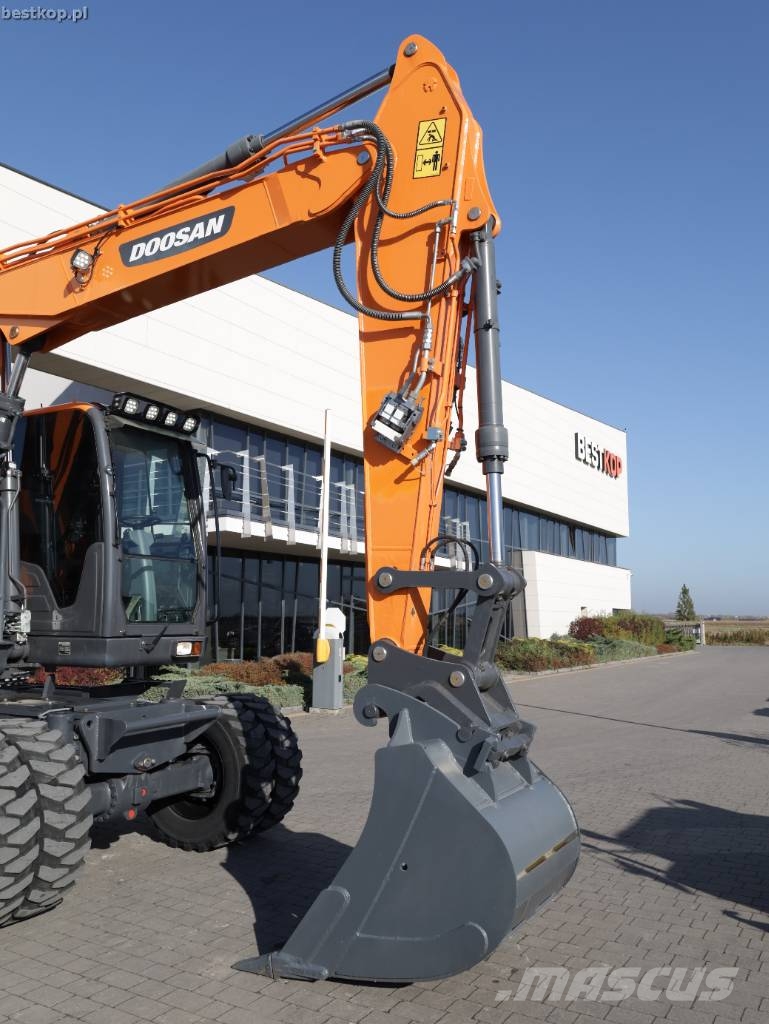 Doosan DX 165 W-5 휠 굴삭기