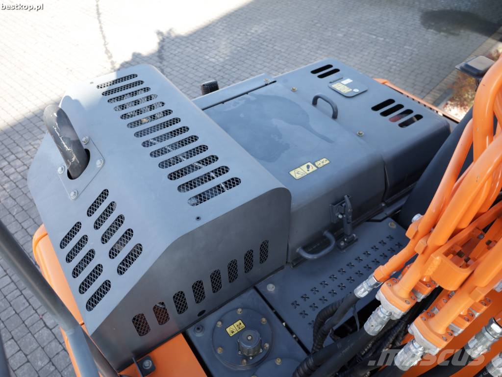 Doosan DX 165 W-5 휠 굴삭기