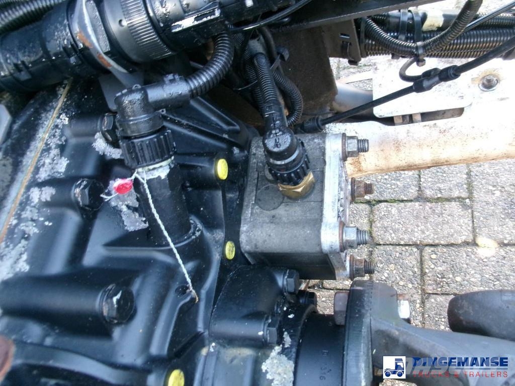 Renault Premium 370 6x2 chassis Camiones con chasís y cabina