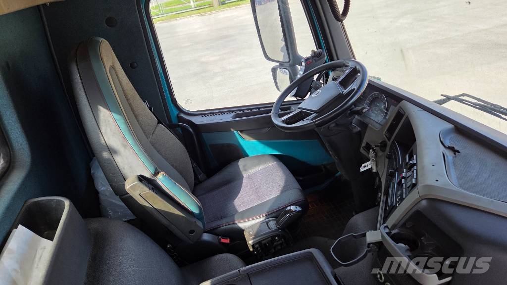 Volvo FM460 8X2*6 HIAB X-Hipro 192 E-4 Treileri ar āķi