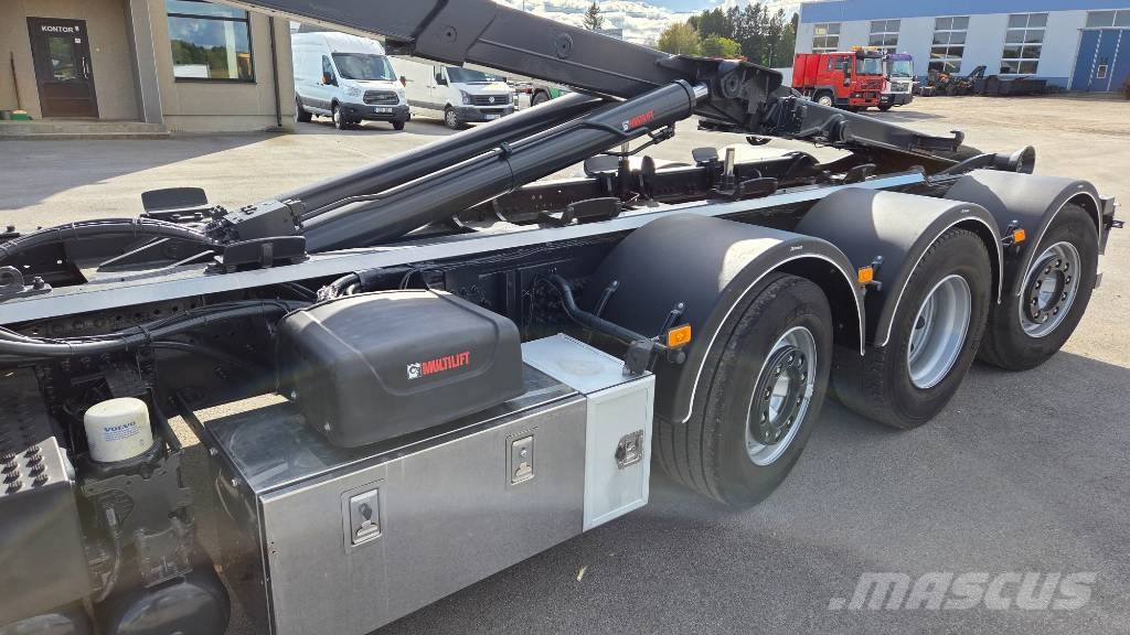 Volvo FM460 8X2*6 HIAB X-Hipro 192 E-4 Treileri ar āķi