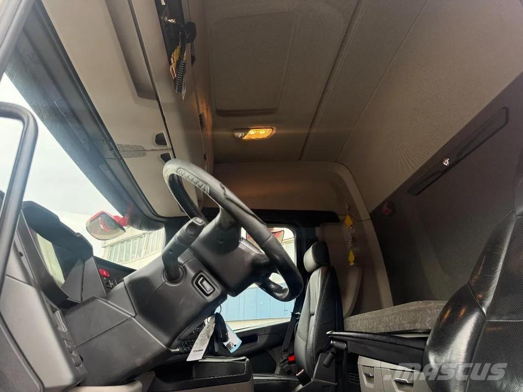 Scania R650 V8 NGS XT 8X4 EURO 6 FULL STEEL Rönkszállító teherautók