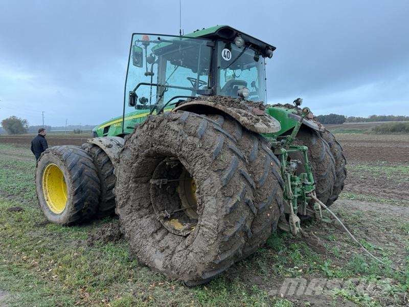 John Deere 8430 PowrShift ماكينات زراعية - غير ذلك