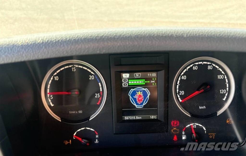 Scania P 340 Camion a temperatura controllata