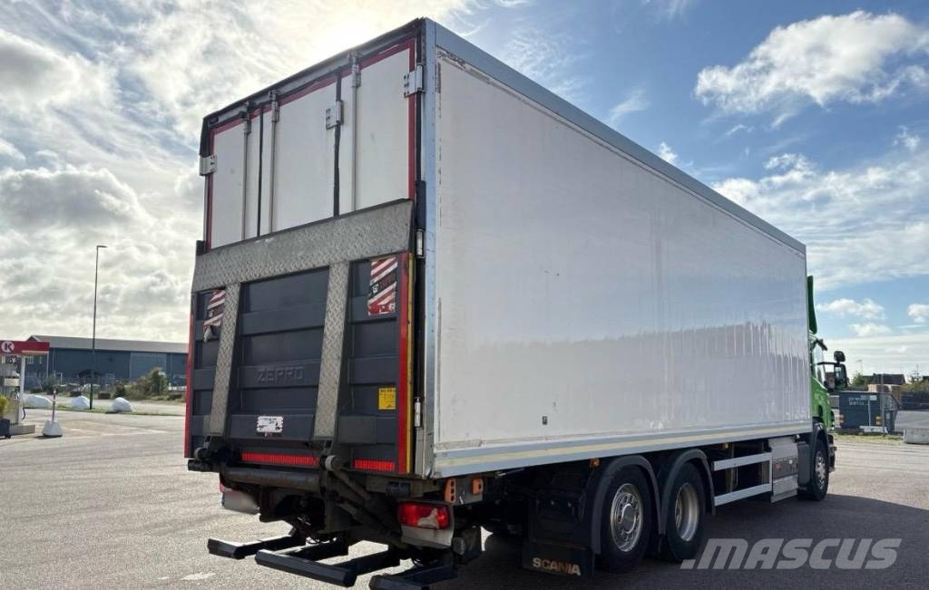 Scania P 340 Camion a temperatura controllata