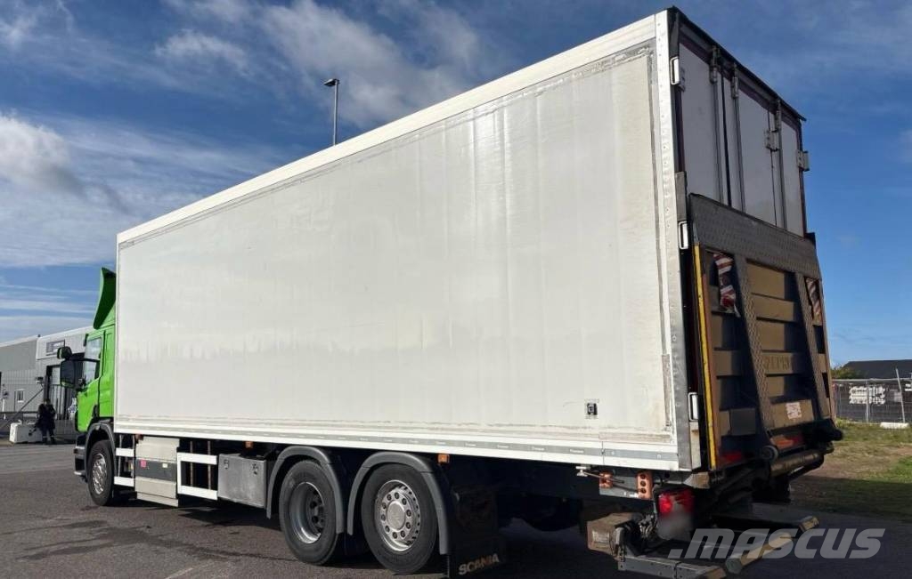 Scania P 340 Camion a temperatura controllata