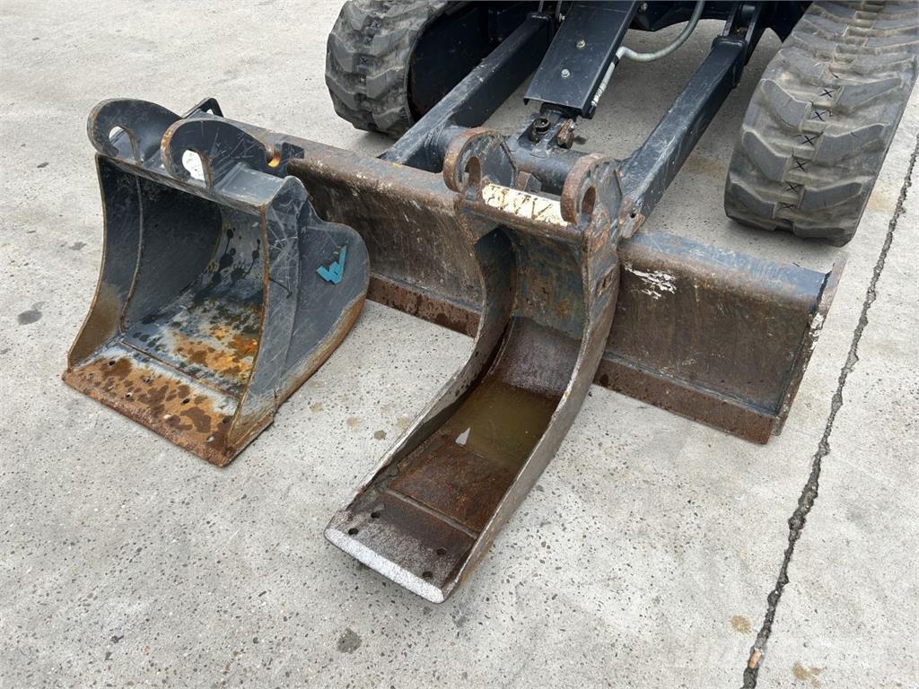 ぎゅページ KM-2200SWJ3, Crescent® Cuber Icemaker, Water-cooled, 3 Phase