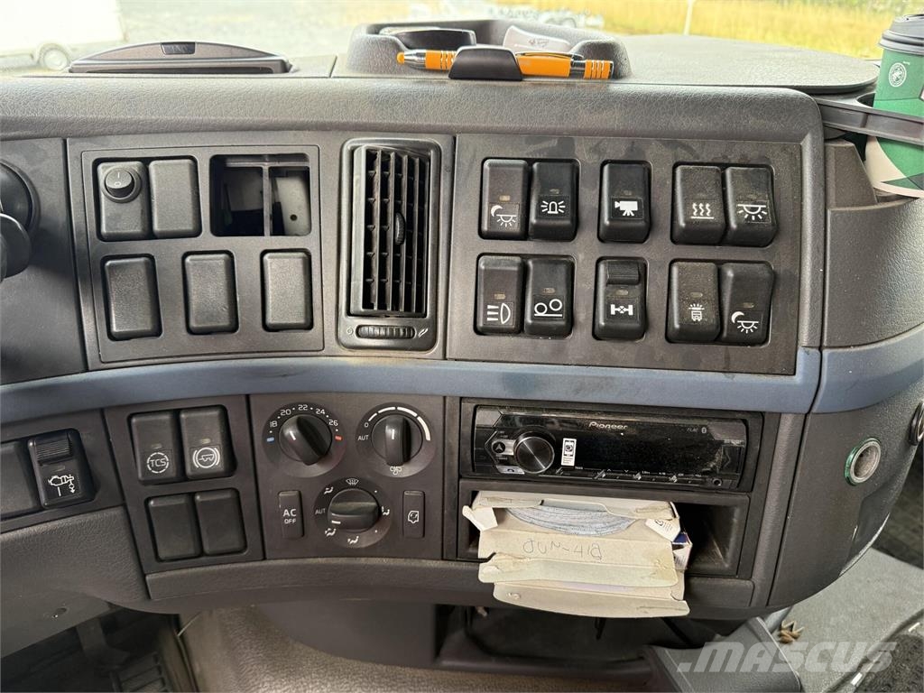 Volvo FH12 480 6X2 koukkuauto Camiones elevadores de gancho