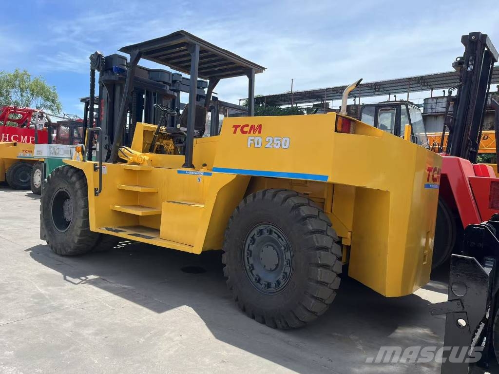 TCM FD 25 Z1 Diesel heftrucks