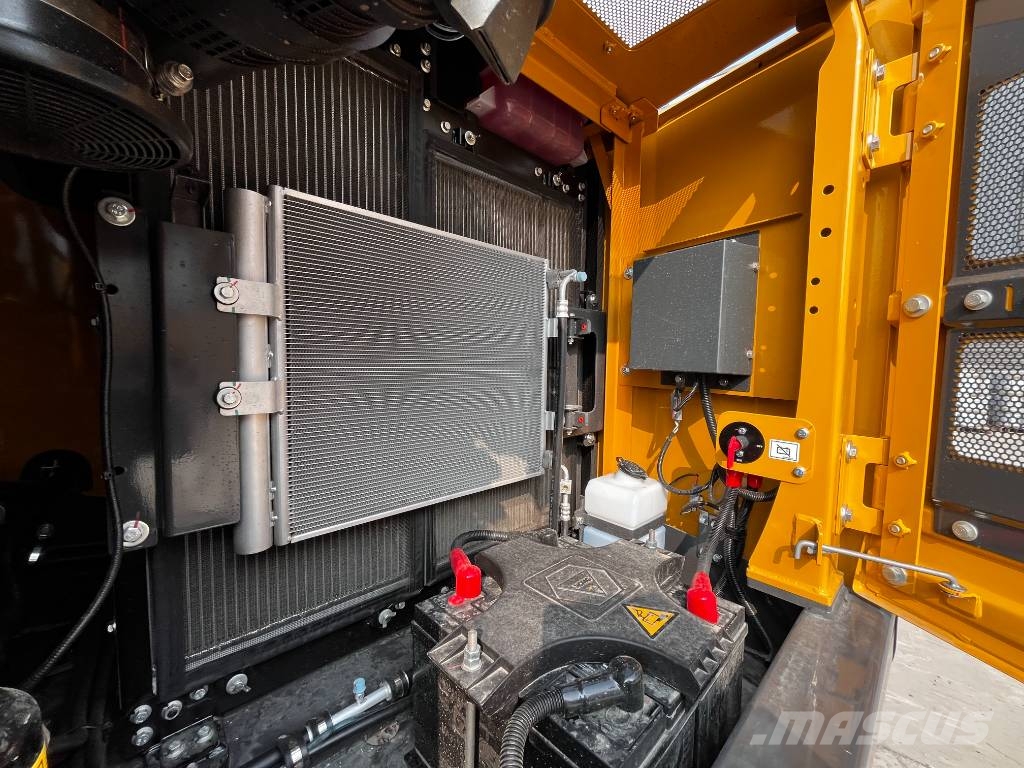 XCMG XE 135 GA Гусеничні екскаватори