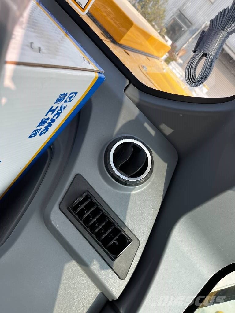 XCMG XE 135 GA Гусеничні екскаватори