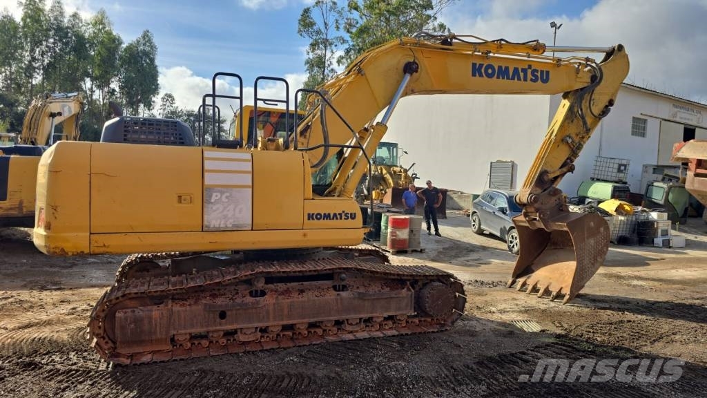 Komatsu PC 240 NLC-10 Escavadeiras de esteiras