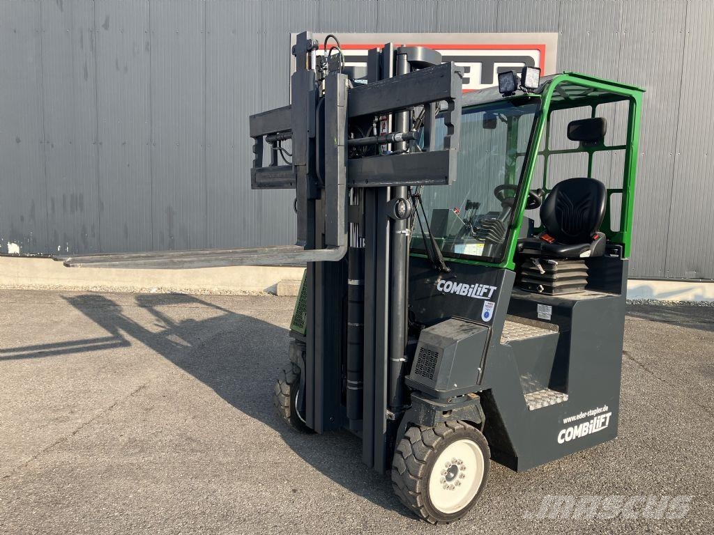 Combilift CB 4000 Seitenstapler