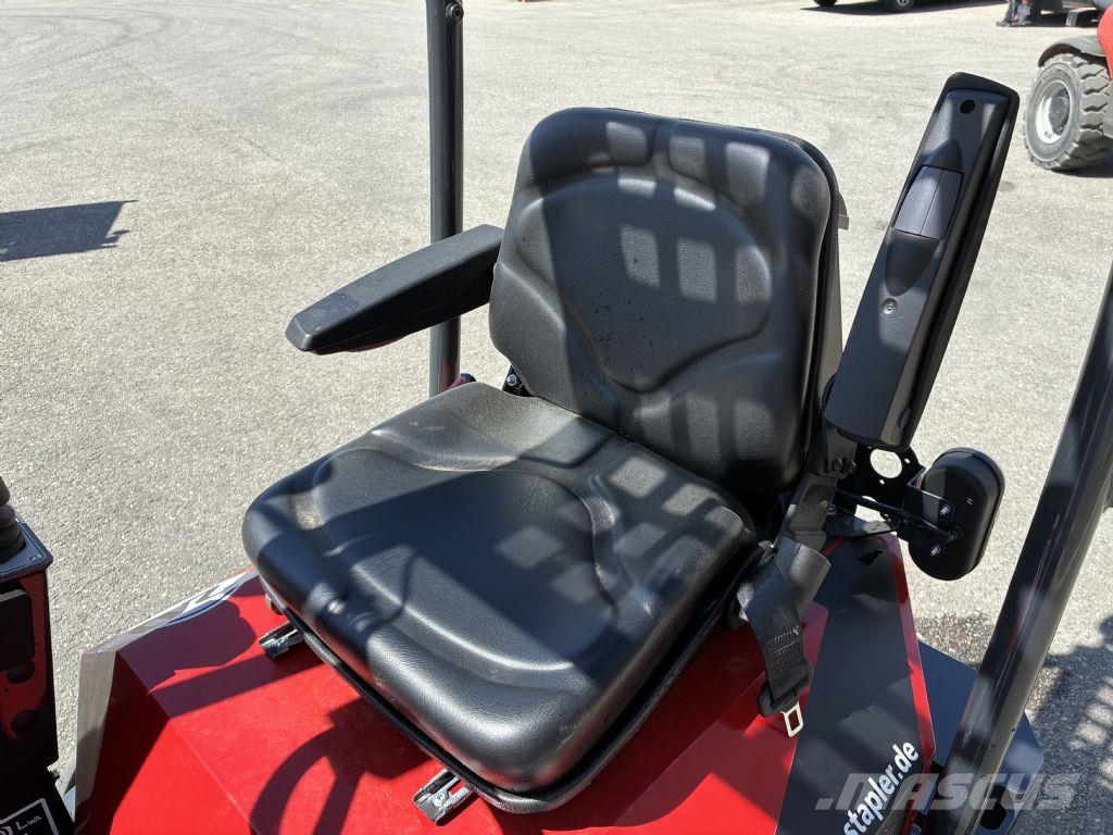 Norcar A7045 Pienkuormaajat