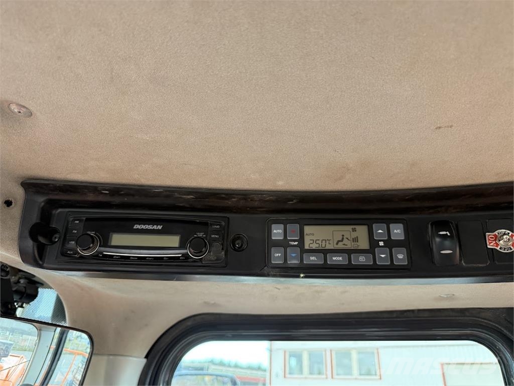 Doosan DL550-5 Radlader