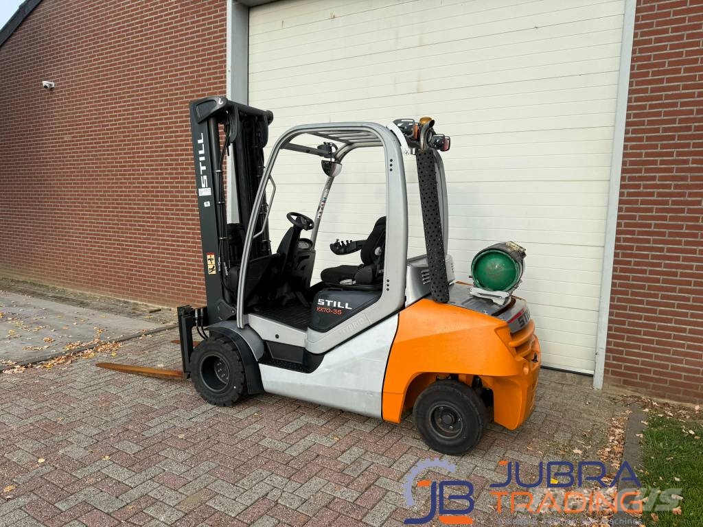 Still RX70-35 LPG forklifts
