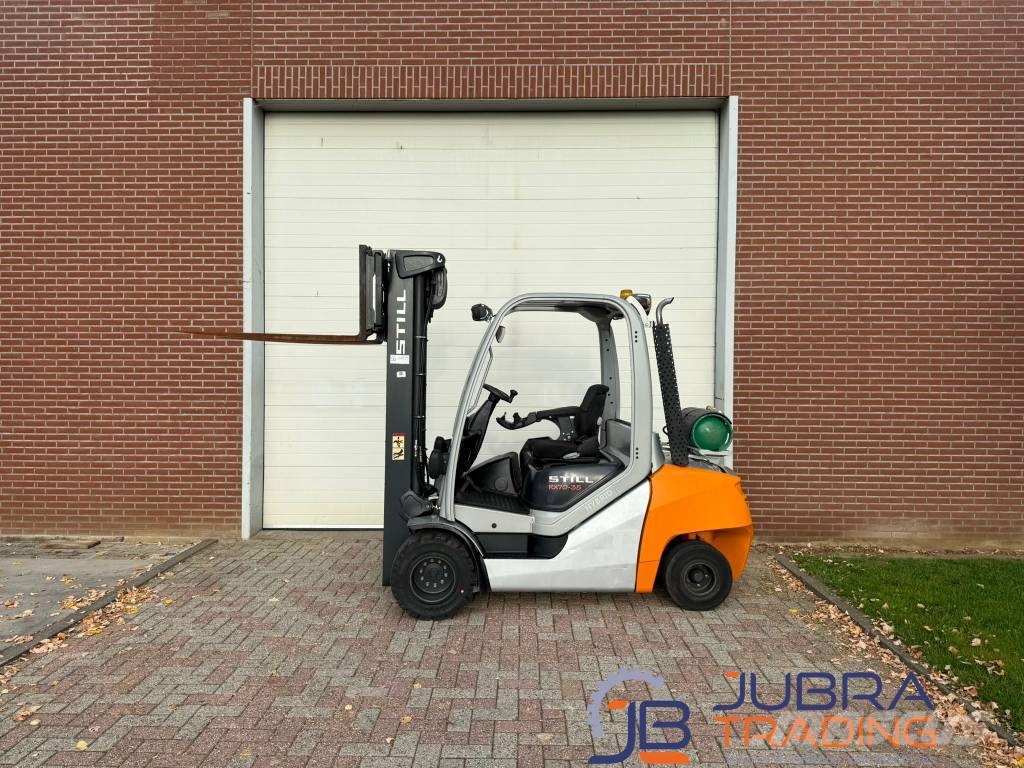 Still RX70-35 LPG forklifts
