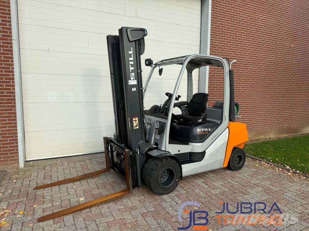 Still RX70-35 LPG forklifts