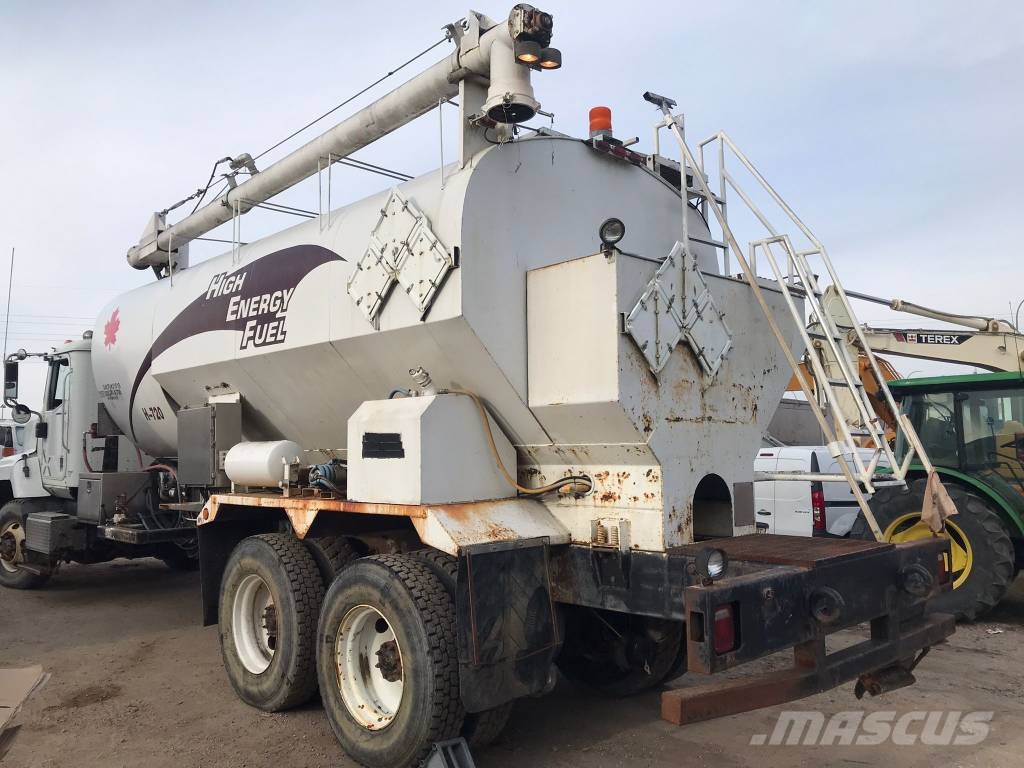International PayStar 5600 i Tankerli kamyonlar