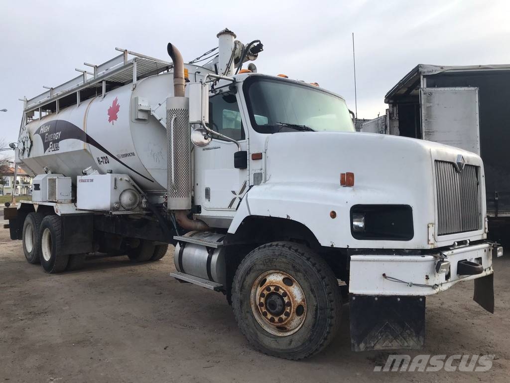 International PayStar 5600 i Tankerli kamyonlar