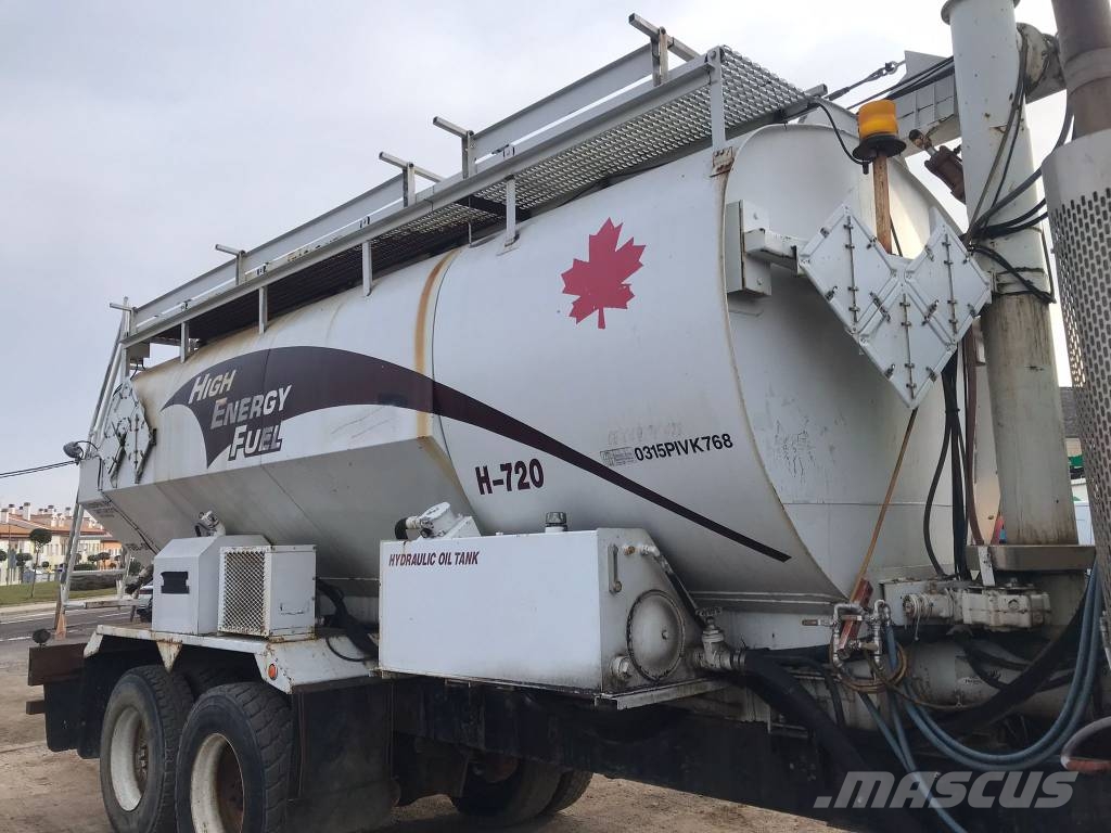 International PayStar 5600 i Tankerli kamyonlar