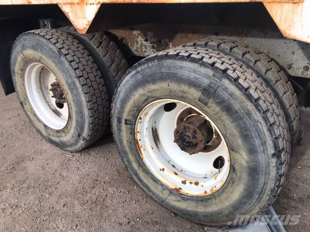 International PayStar 5600 i Tankerli kamyonlar