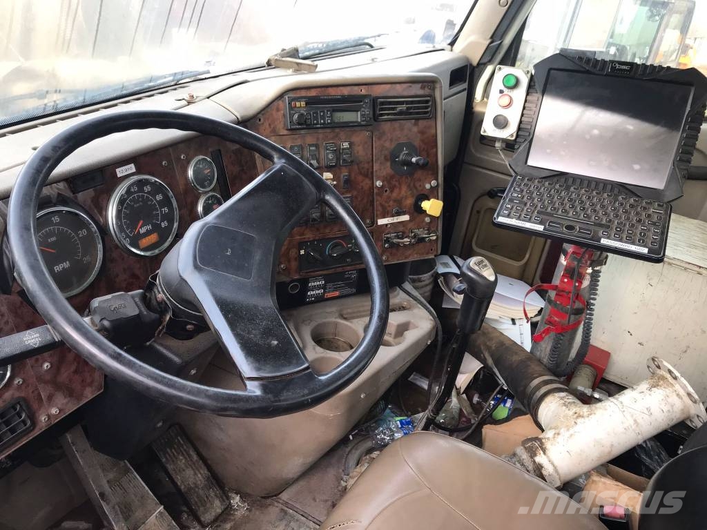 International PayStar 5600 i Tankerli kamyonlar