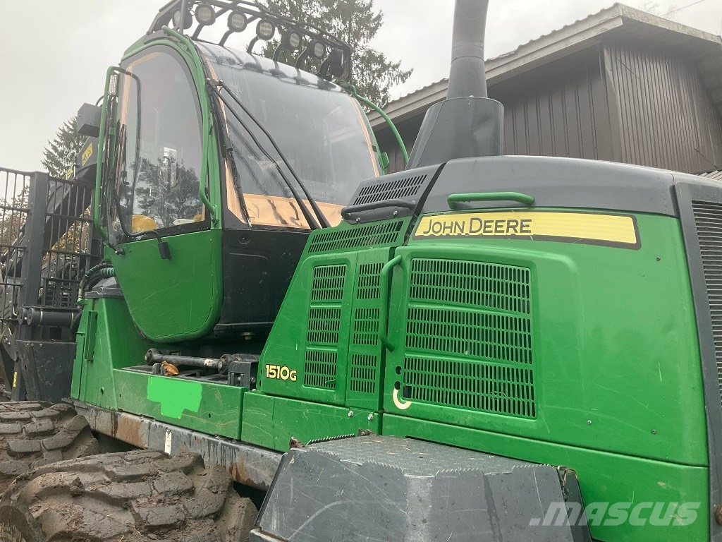 John Deere 1510G IBC شاحنات