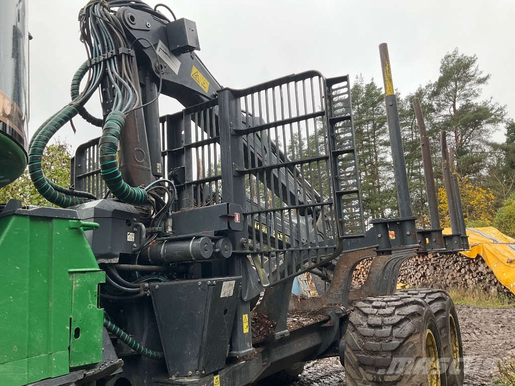 John Deere 1510G IBC شاحنات