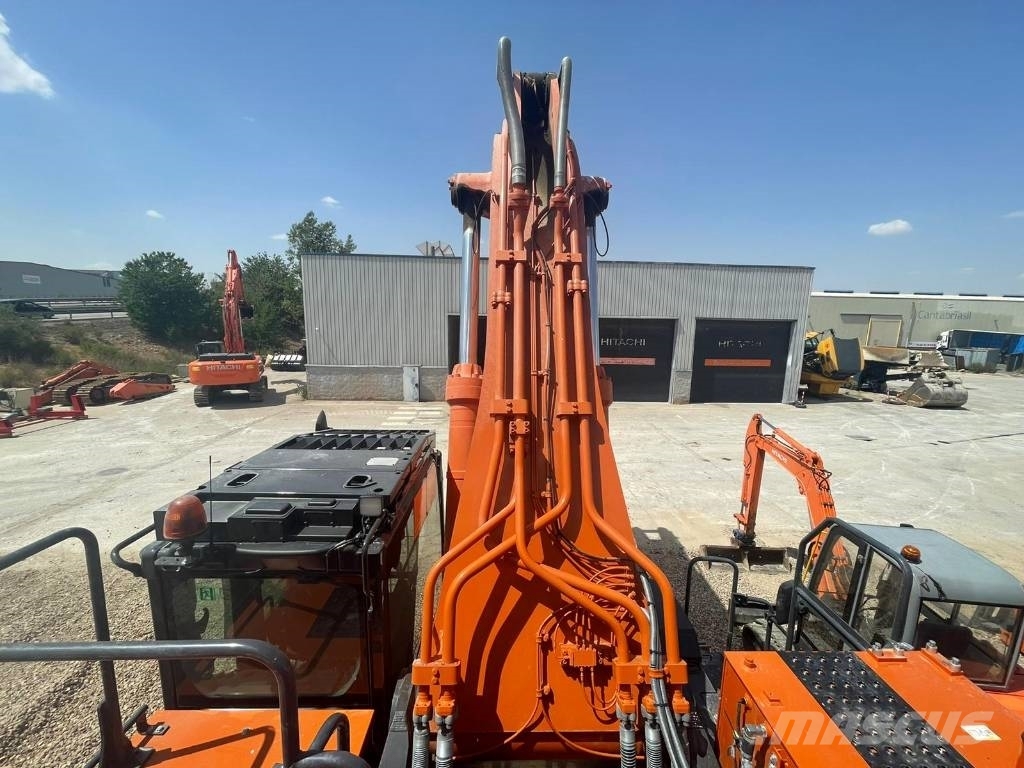 Hitachi ZX 890, 2023, Azuqueca de Henares, Castilla-La