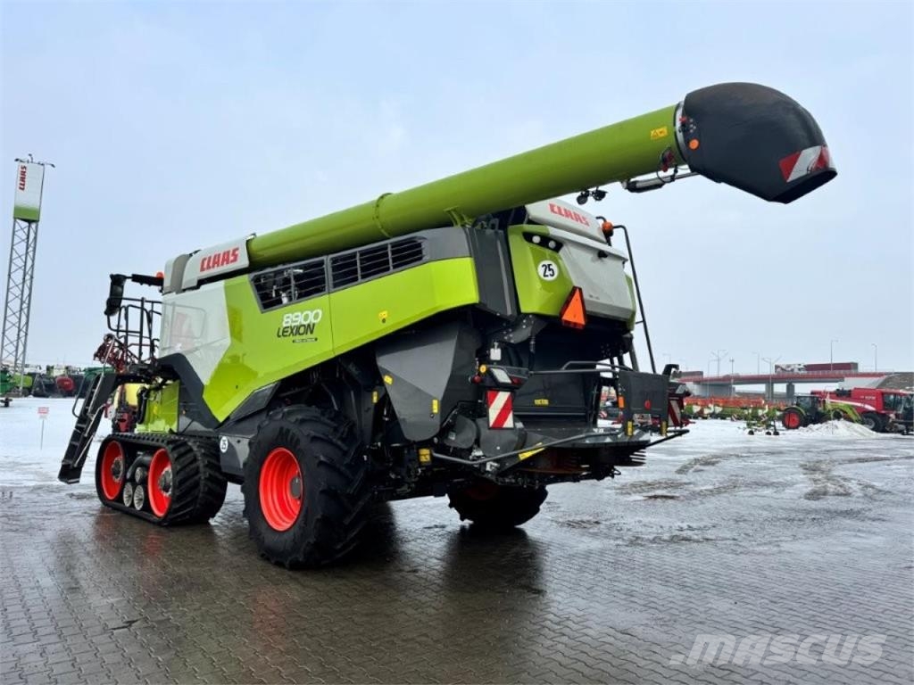CLAAS Lexion 8900 TT Kombajni