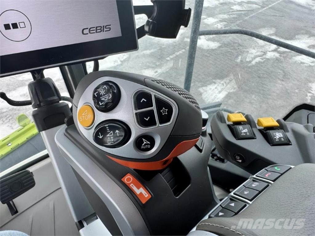 CLAAS Lexion 8900 TT Kombajni