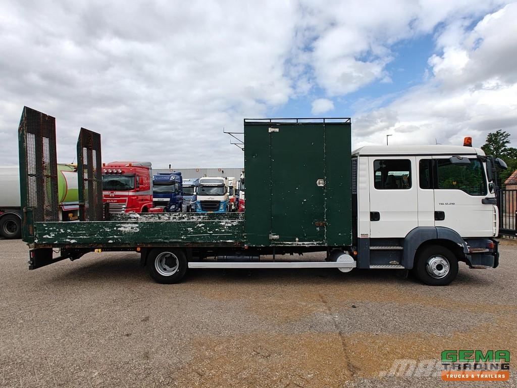 MAN TGL 12.210 4x2 Double Cab Euro4 - Doka - Open Load Flatbed / Dropside trucks