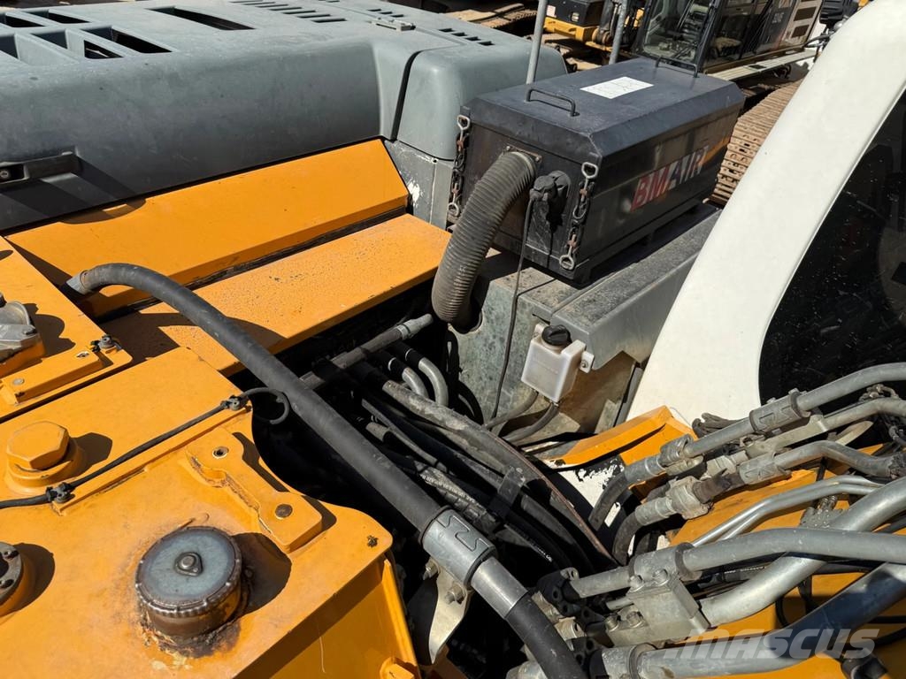 Liebherr R936 Escavadeiras de esteiras