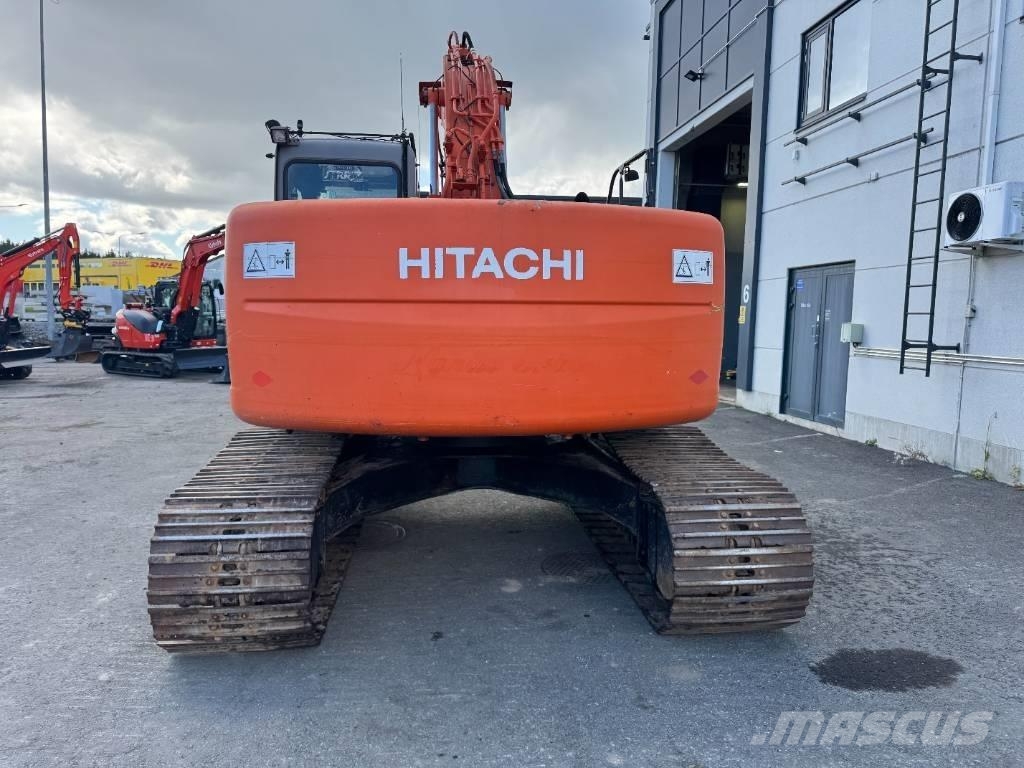 Hitachi ZX225USR PYÖRITTÄJÄLLÄ Crawler excavators